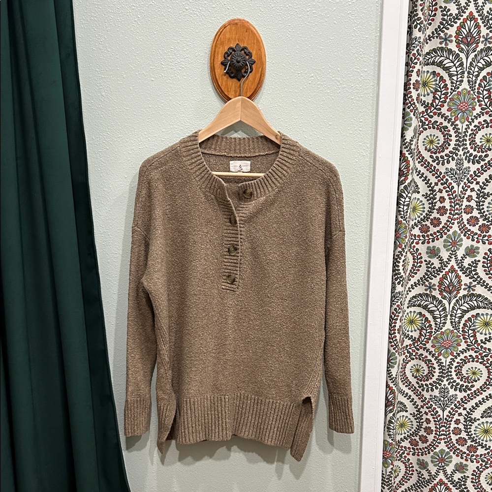 Lou & Grey Oversized Beige/Tan Sweater